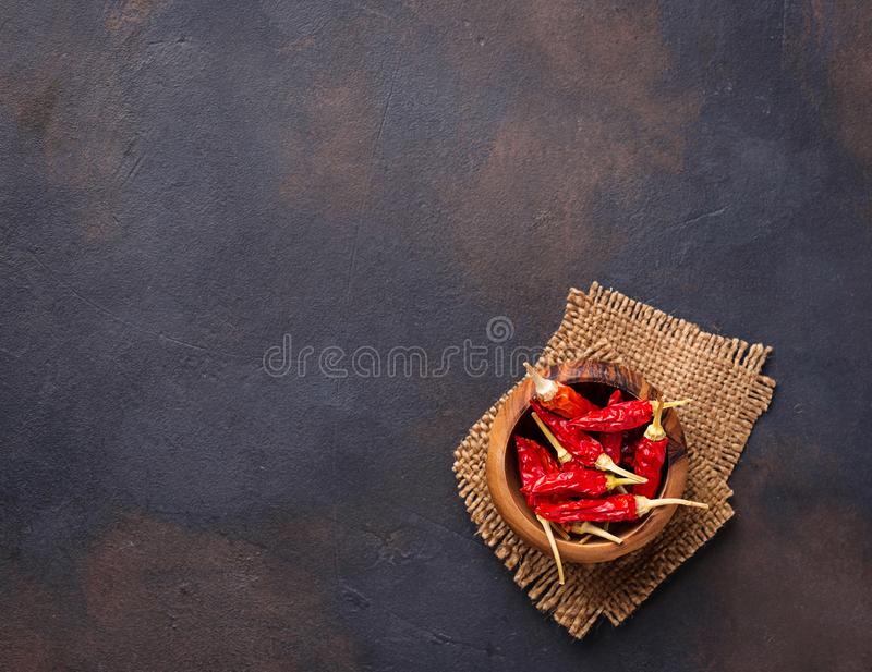 星空综合:张艺兴公开EXO成员合照 九人组合依旧帅气(图2) 星空综合