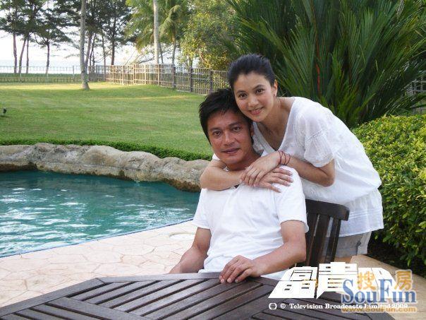 卷福登同性杂志 自曝学生时期曾试过男男爱_星空·综合体育(图1) 星空综合