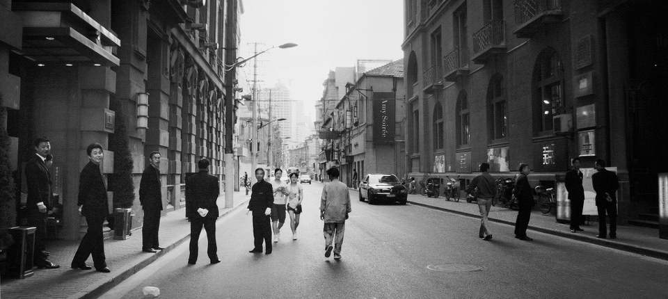 【星空·综合体育】提名百想艺术大赏的吕珍九和李知恩两人确定合作 两人会带来怎样的故事呢?(图2) 星空综合